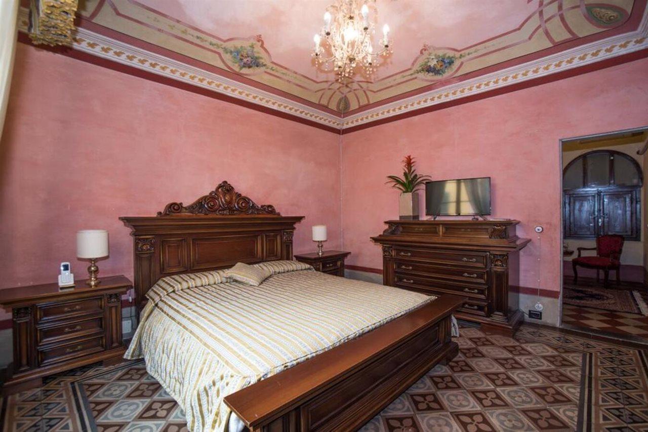 Centro Storico Pisa Bed & Breakfast ภายนอก รูปภาพ