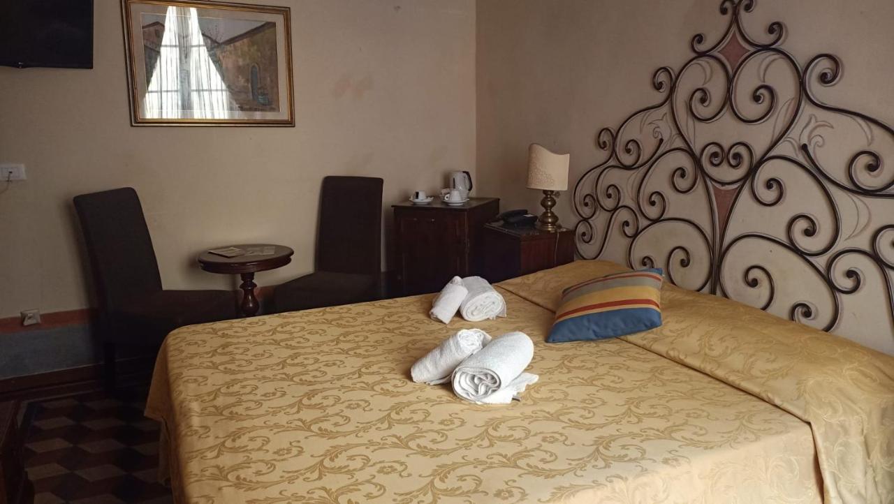 Centro Storico Pisa Bed & Breakfast ภายนอก รูปภาพ
