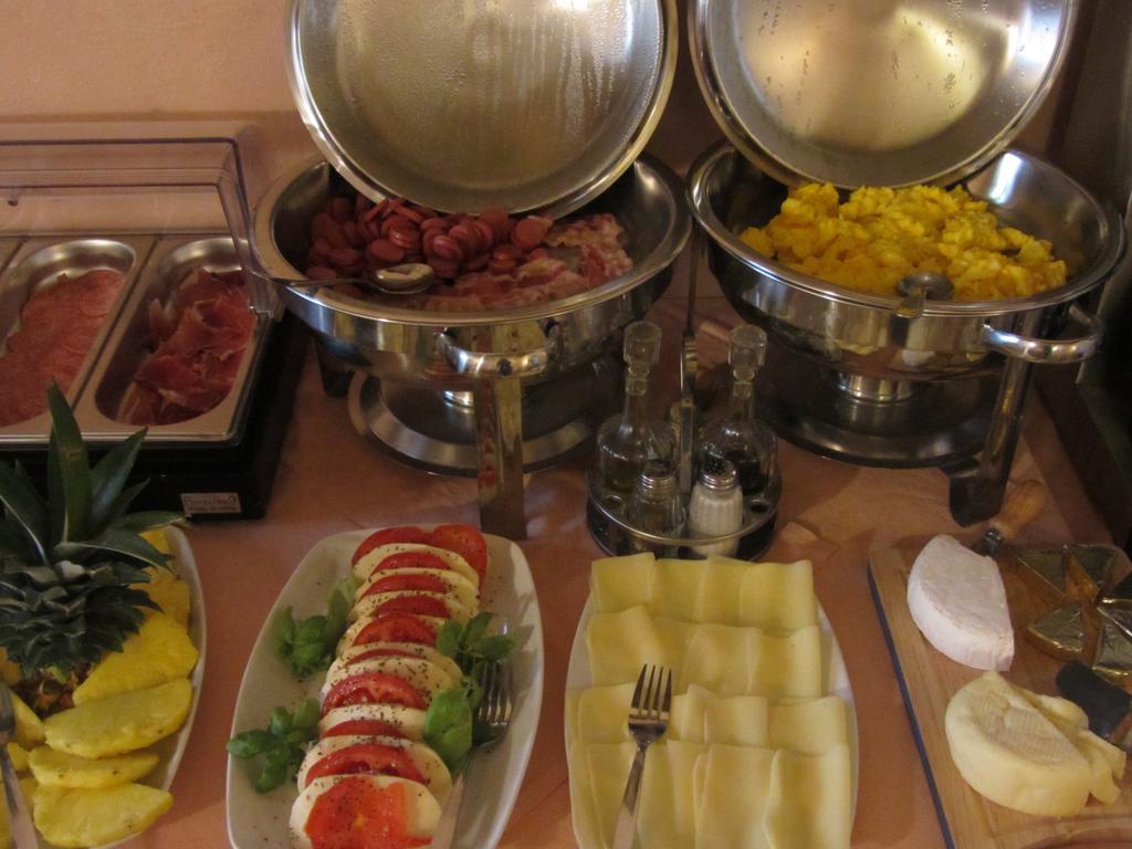 Centro Storico Pisa Bed & Breakfast ภายนอก รูปภาพ